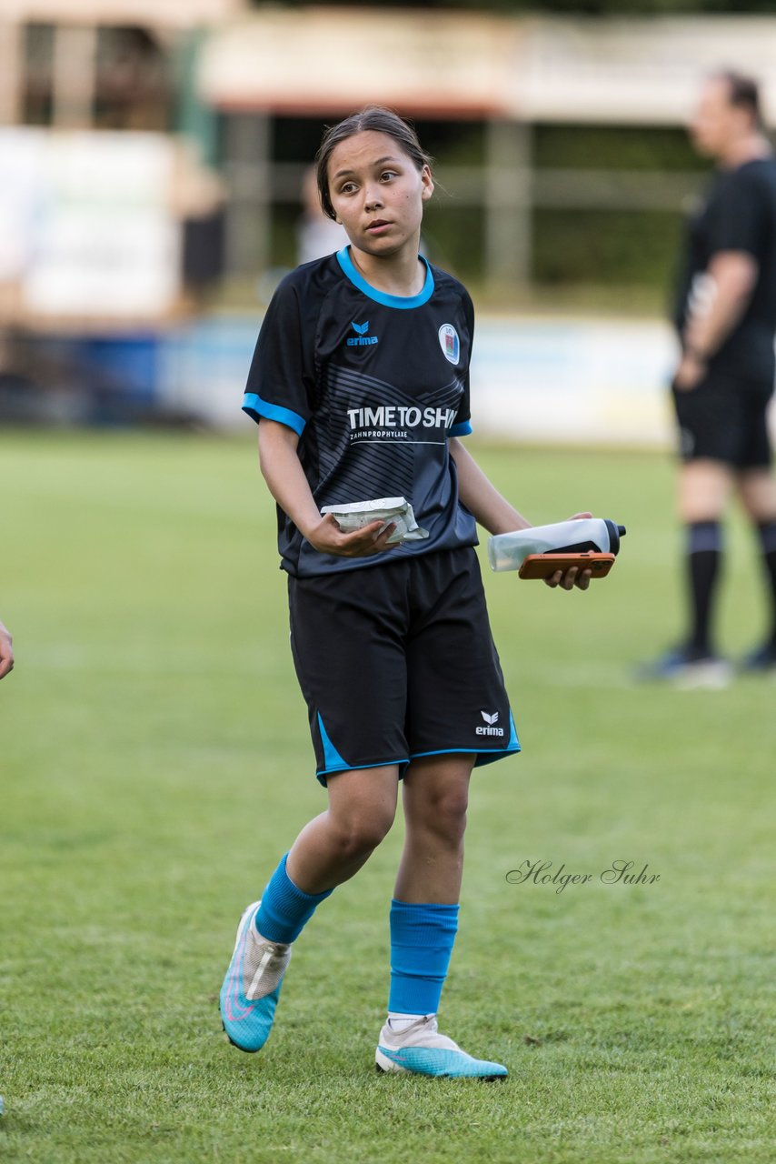 Bild 143 - Loewinnen Cup